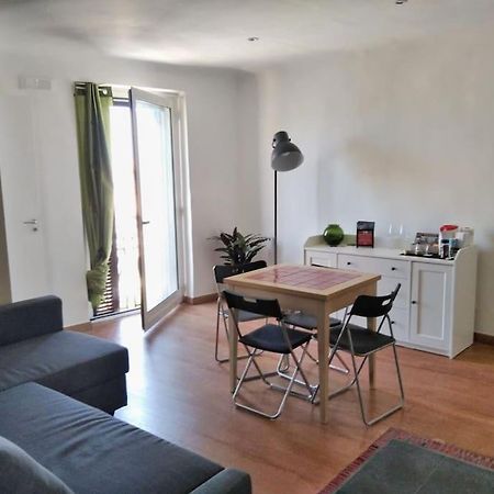 バーリA Flat With A View In The Heart Of The Old Townアパートメント エクステリア 写真